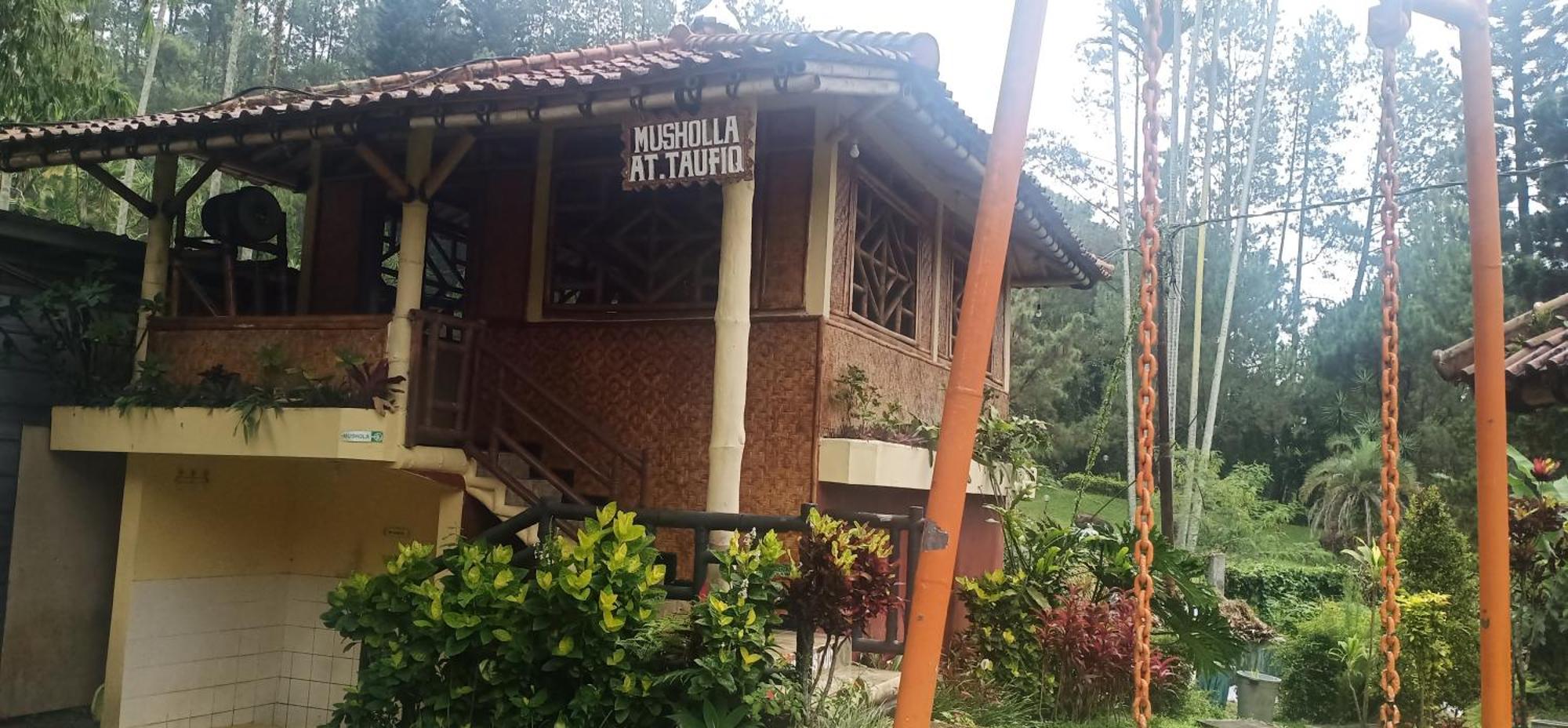 Resort Prima Cisarua Tagalbato Dış mekan fotoğraf