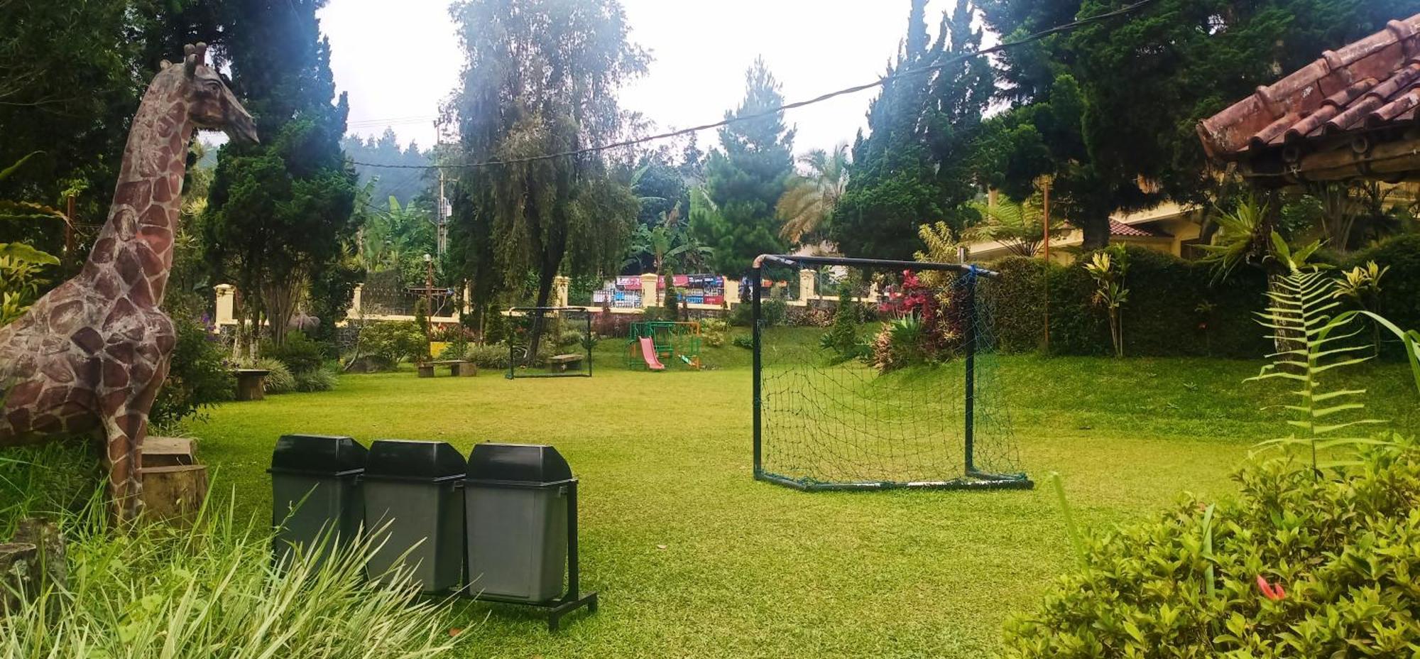 Resort Prima Cisarua Tagalbato Dış mekan fotoğraf